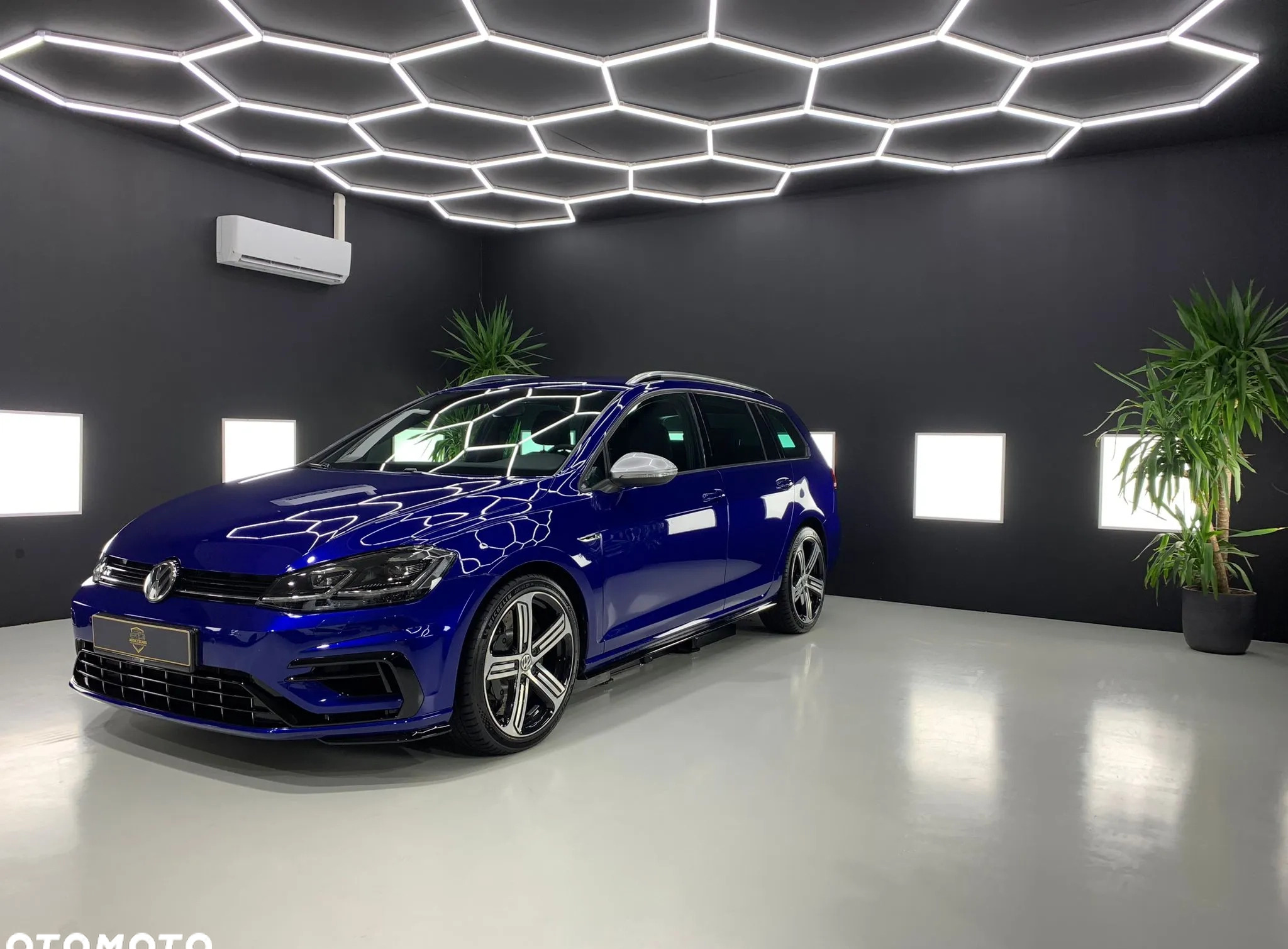 Volkswagen Golf cena 139999 przebieg: 86500, rok produkcji 2019 z Żary małe 232